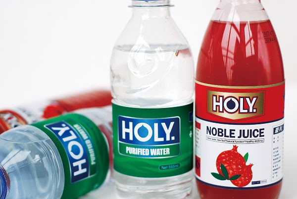 純凈水及石榴汁外包裝效果圖